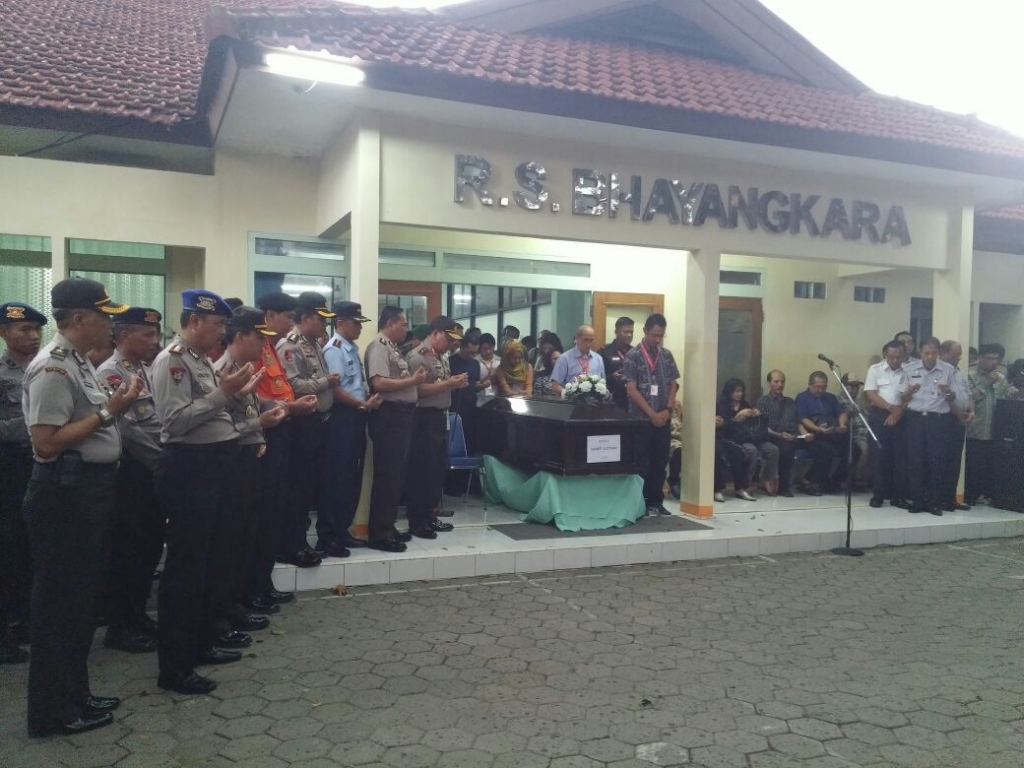 Jenazah Hayati Lutfiah Diserahkan kepada Keluarga